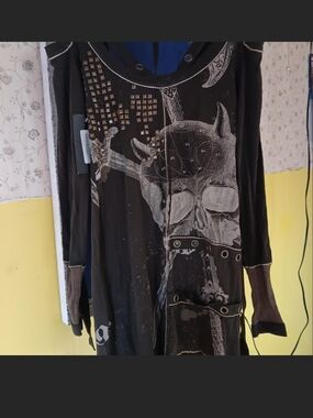 NWT SALVAGE Studded Black & Brown Graphic Skull Mini Dress. XS/S